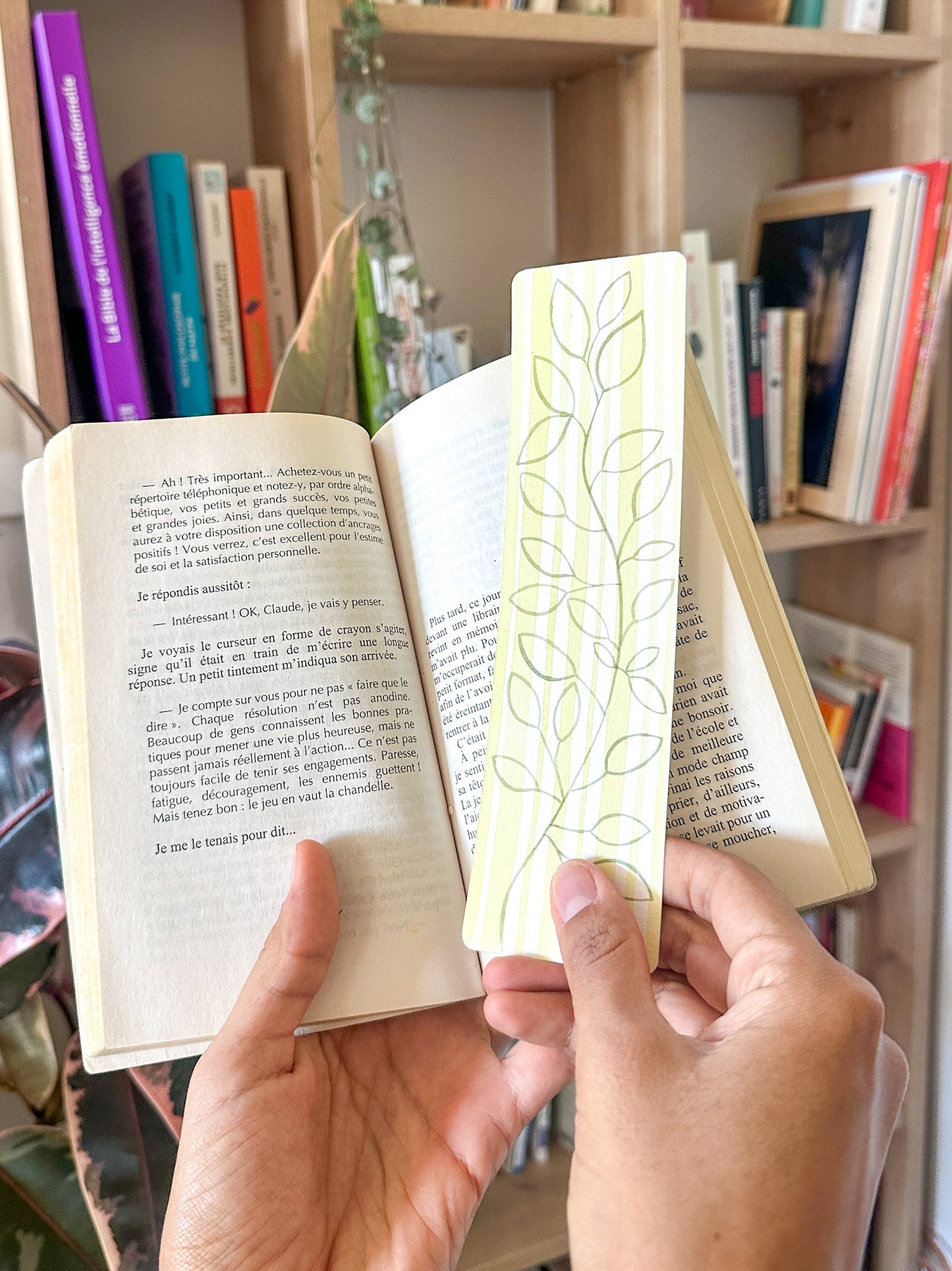 Marque-pages original : feuillage fin