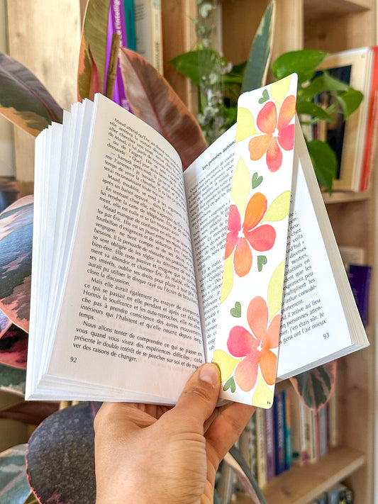 Marque-pages original : fleurs pétales en fusion